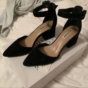 Steve Madden Pointed Toe Ankle Strap Heels